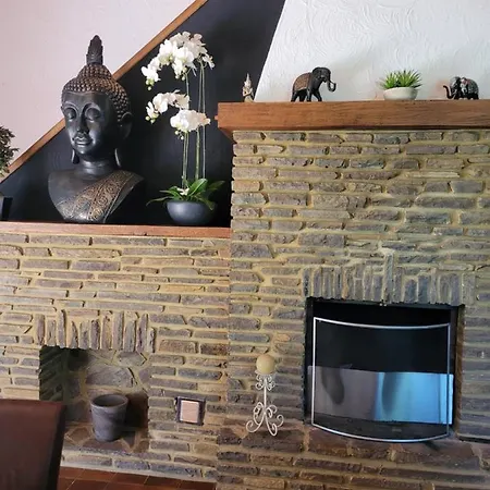 Au Chant Des Oiseaux * 罗什福尔