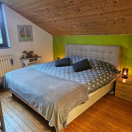 Au Chant Des Oiseaux 公寓 *